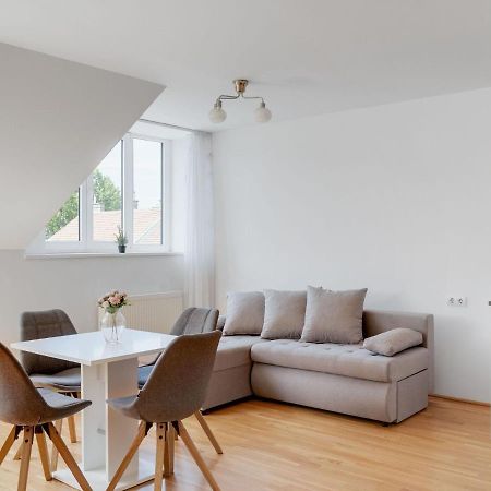 Elegant Apartment In Vienna With Patio Kültér fotó