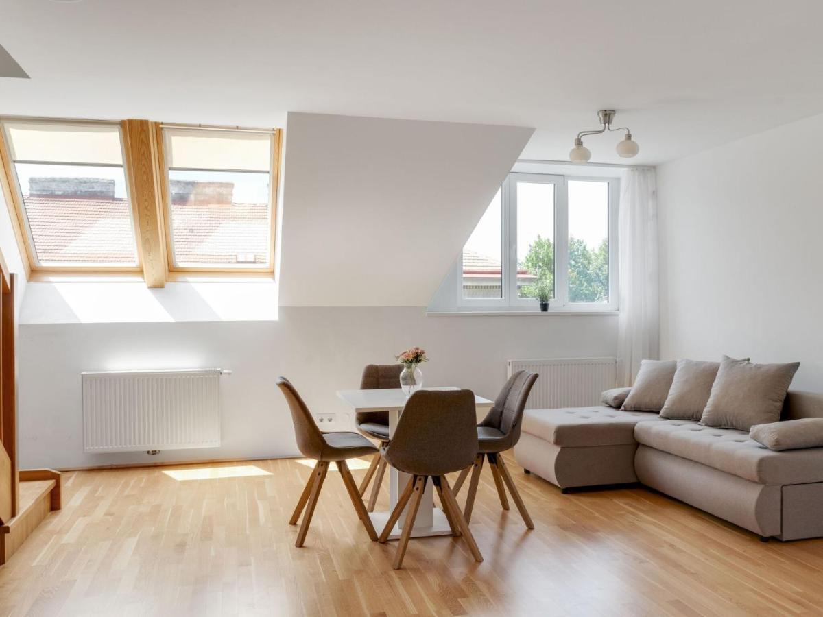 Elegant Apartment In Vienna With Patio Kültér fotó