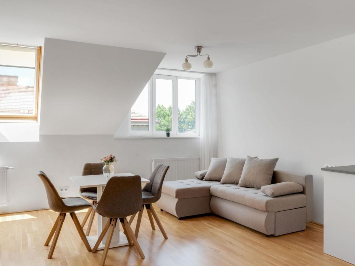 Elegant Apartment In Vienna With Patio Kültér fotó